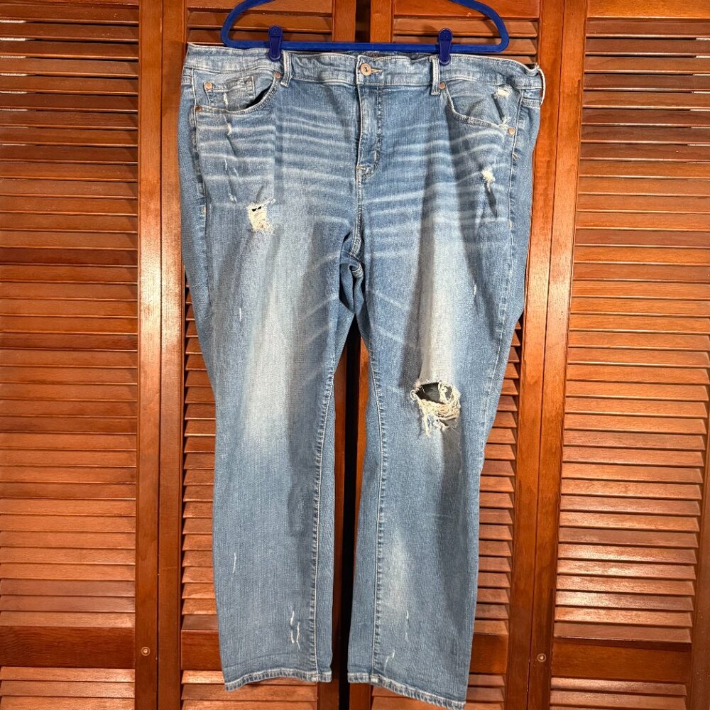 Torrid Feel the Fit Boyfriend Straight Jeans Sz 24